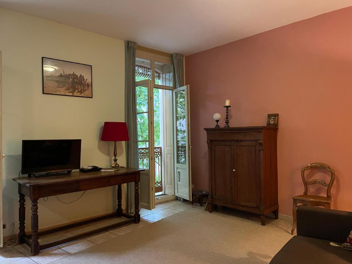 One Bedroom Apartment Place De L'Eglise, Céret Exteriör bild